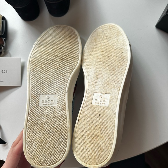 Gucci GG Supreme Monogram Blooms slip-on sneakers. - Picture 2 of 5